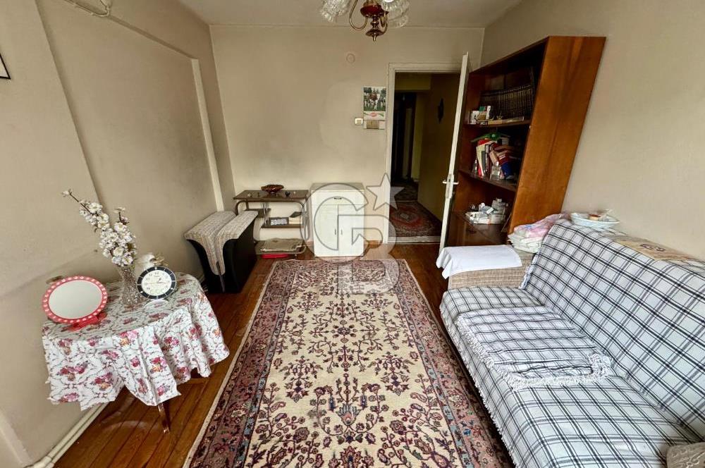 Bayraklı Belediyesi Yakını Yatırıma Uygun Satılık 3+1 Daire