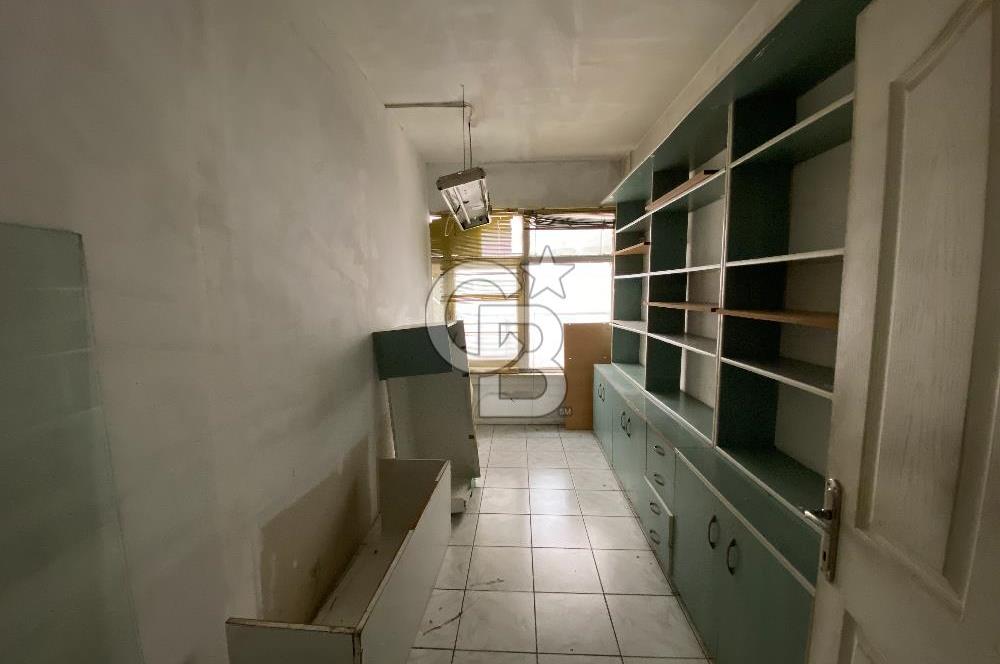 KEMANKEŞ'DE KARAKÖY PASAJ'INDA 40M2 OFİS&DEPO