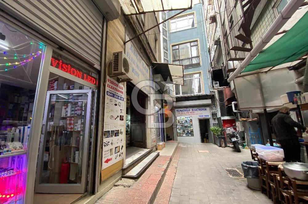 KEMANKEŞ'DE KARAKÖY PASAJ'INDA 4M2 OFİS&DEPO