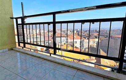 Çınara Yakın Cadde Üzeri 100 M² Ara Kat 2+1 Satılık Daire