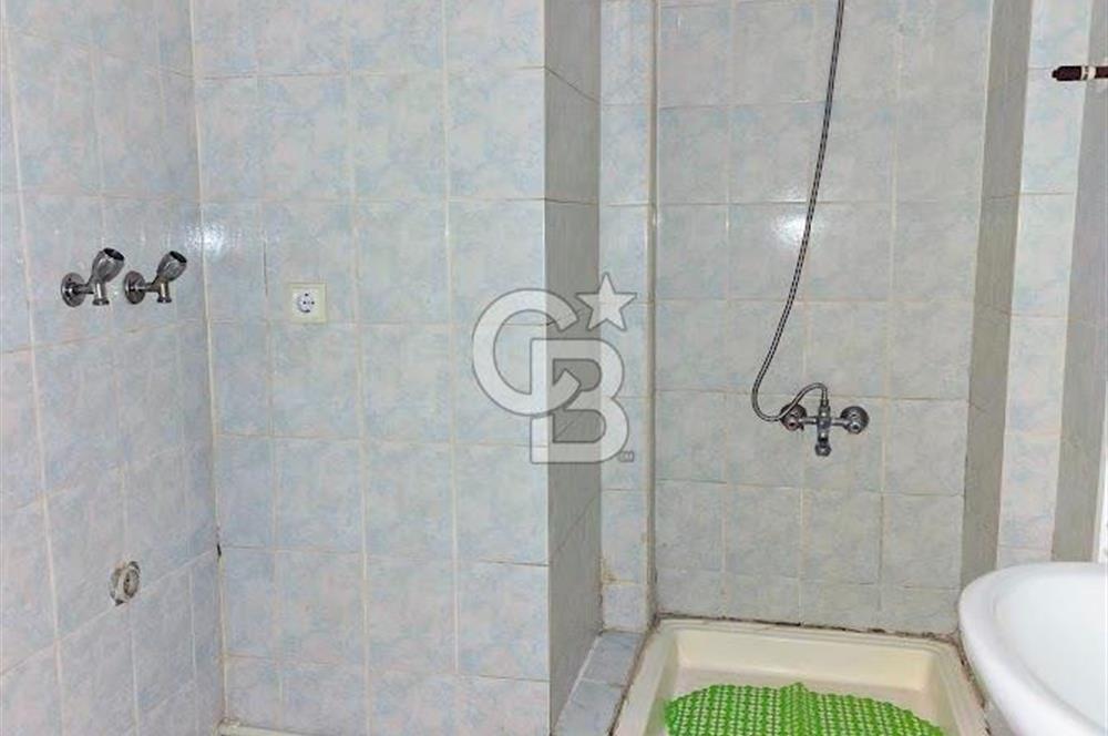 Çınara Yakın Cadde Üzeri 100 M² Ara Kat 2+1 Satılık Daire
