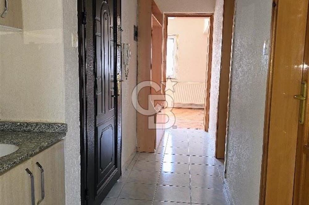 Çınara Yakın Cadde Üzeri 100 M² Ara Kat 2+1 Satılık Daire
