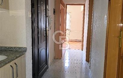 Çınara Yakın Cadde Üzeri 100 M² Ara Kat 2+1 Satılık Daire
