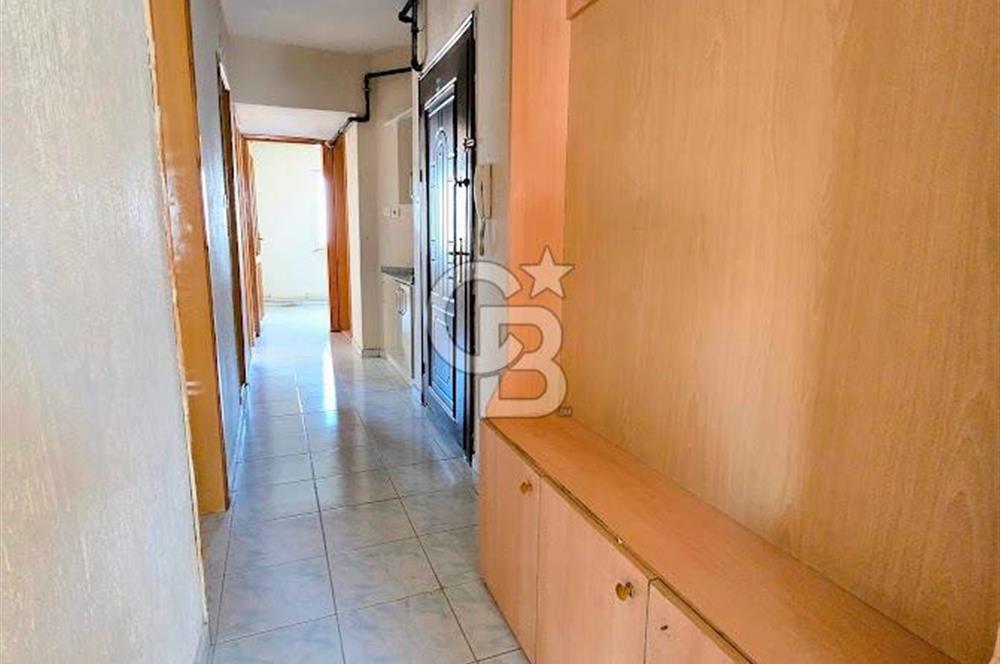 Çınara Yakın Cadde Üzeri 100 M² Ara Kat 2+1 Satılık Daire
