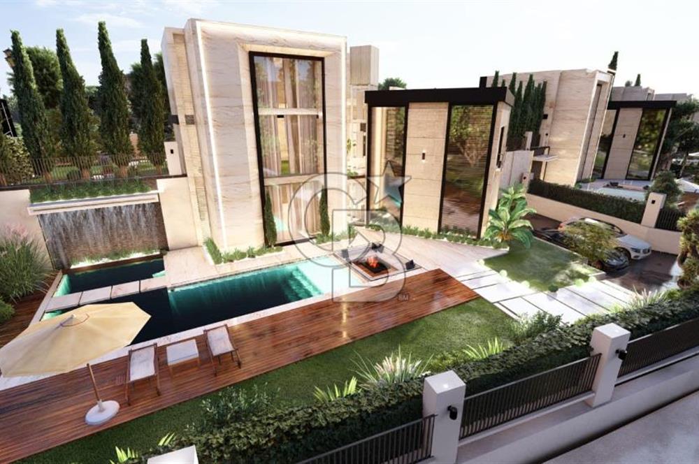 Çeşme Ovacık’ta 5+2 Müstakil 415m2 Satılık Triplex Havuzlu Villa