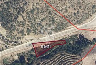 Manisa Demirci Caddeye Paralel 3342m2 Satılık Tarla