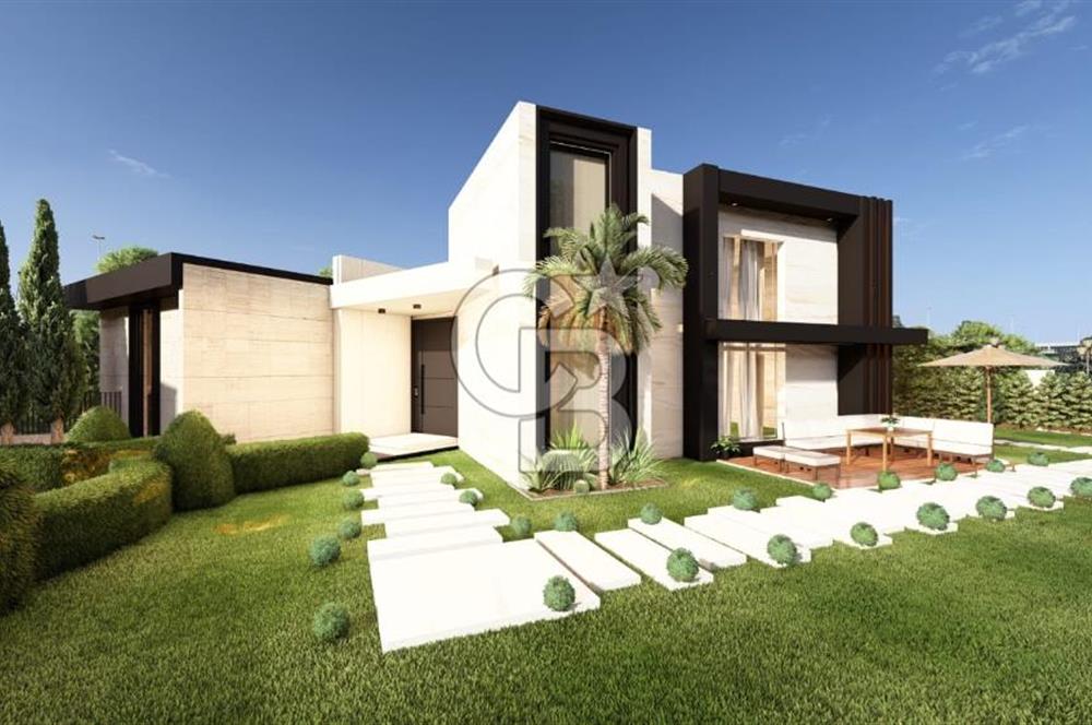 Çeşme Ovacık’ta 5+2 Müstakil 415m2 Satılık Triplex Havuzlu Villa