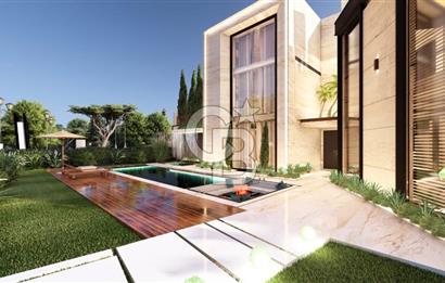 Çeşme Ovacık’ta 5+2 Müstakil 415m2 Satılık Triplex Havuzlu Villa