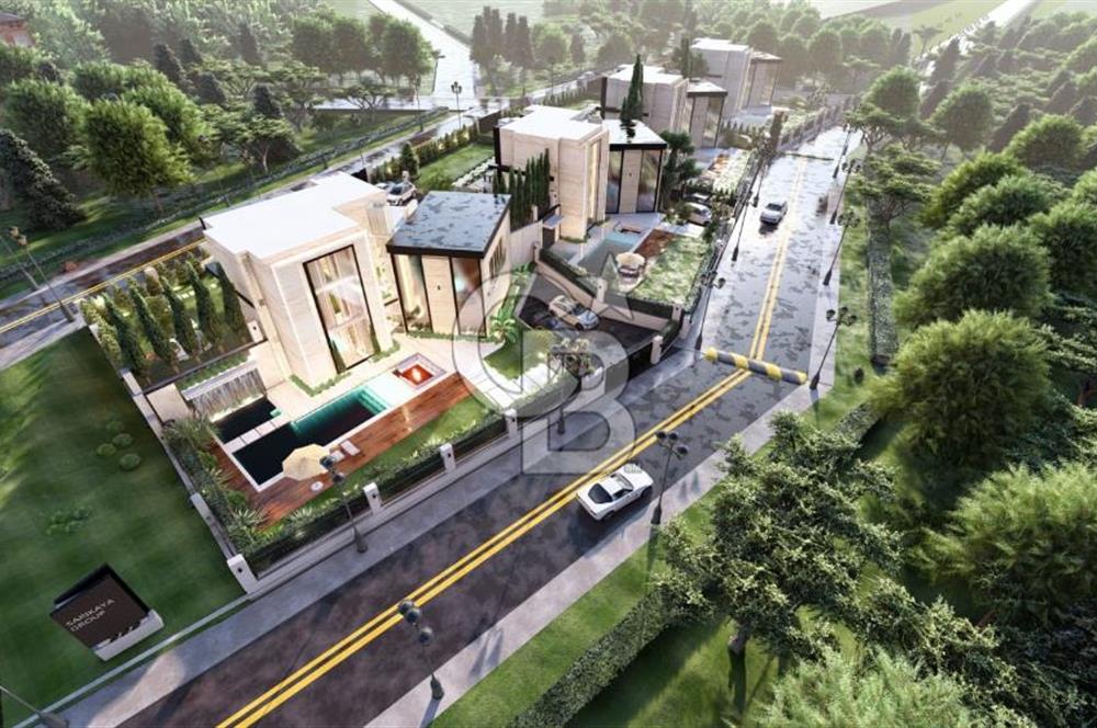 Çeşme Ovacık’ta 5+2 Müstakil 415m2 Satılık Triplex Havuzlu Villa
