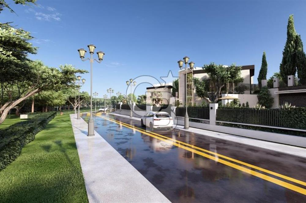 Çeşme Ovacık’ta 5+2 Müstakil 415m2 Satılık Triplex Havuzlu Villa