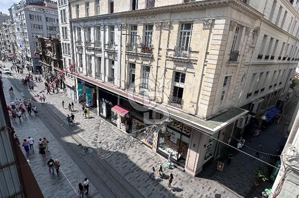 İSTİKLAL CADDESİ ÜZERİNDE 450 M2 3 KATLI OFİS