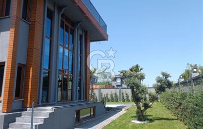 SİLİVRİ ORTAKÖY'DE 850 M2 ARSA İÇİNDE HAVUZLU 5+2 SATILIK VİLLA​