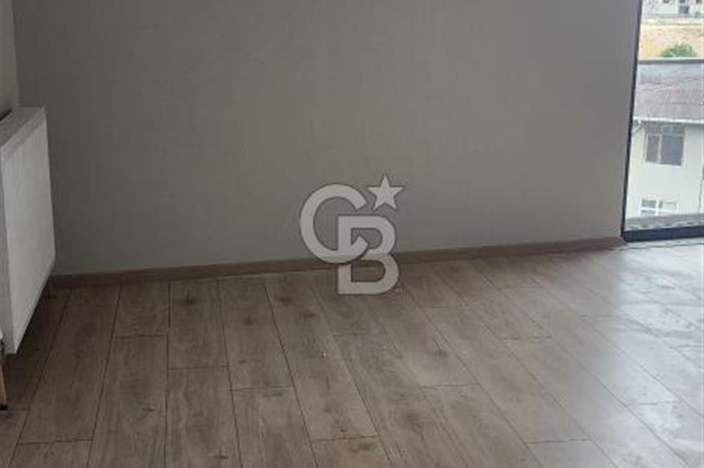 MALTEPE 2+2 TERASLI BÜYÜK HİLLTOWN  E-5  ÇOK YAKIN SATLIK DAİRE
