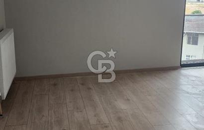 MALTEPE 2+2 TERASLI BÜYÜK HİLLTOWN  E-5  ÇOK YAKIN SATLIK DAİRE