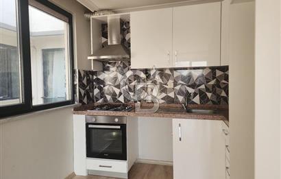 MALTEPE 2+2 TERASLI BÜYÜK HİLLTOWN  E-5  ÇOK YAKIN SATLIK DAİRE