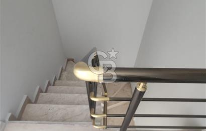 MALTEPE 2+2 TERASLI BÜYÜK HİLLTOWN  E-5  ÇOK YAKIN SATLIK DAİRE