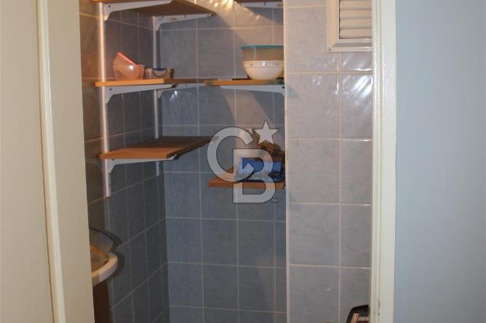 İzmir Çiğli Yakakent’de Körfez Manzaralı SATILIK 3+1 Daire