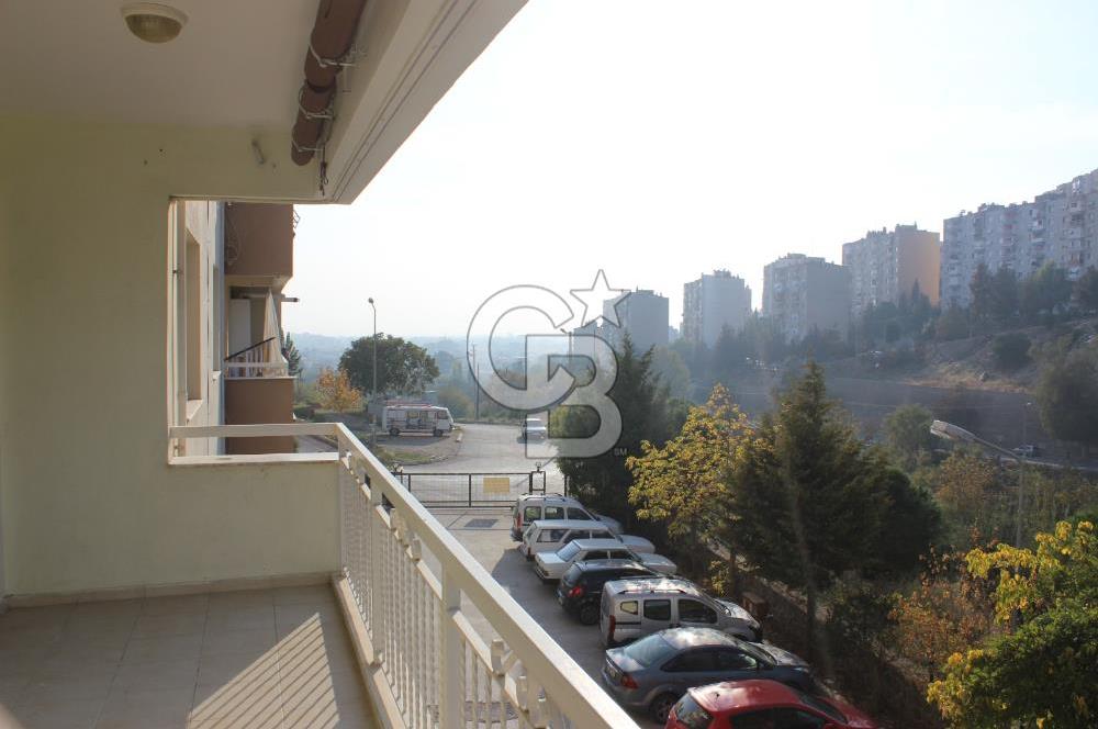 İzmir Çiğli Yakakent’de Körfez Manzaralı SATILIK 3+1 Daire
