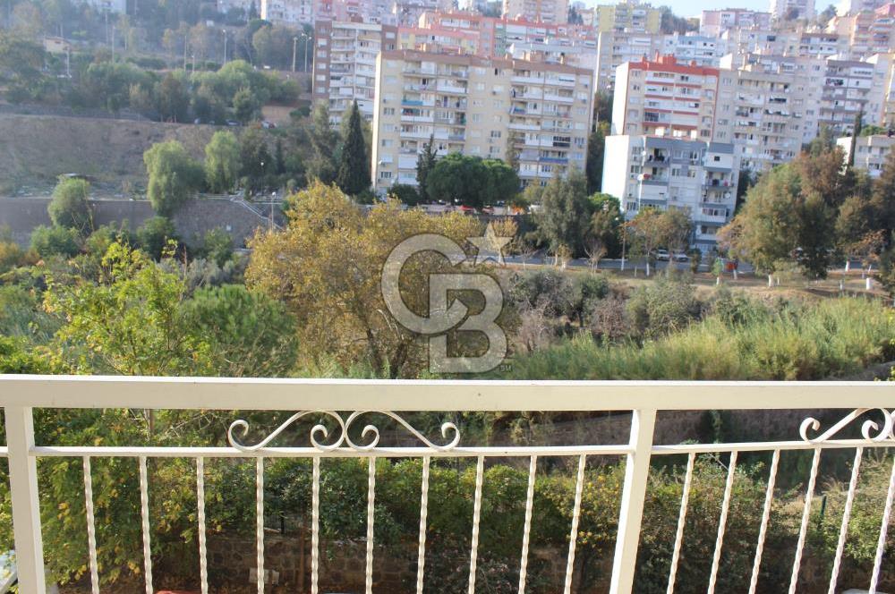 İzmir Çiğli Yakakent’de Körfez Manzaralı SATILIK 3+1 Daire
