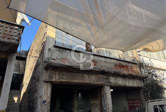 İzmir Karabağlar' da Satılık Yatırımlık İmarlı arsa