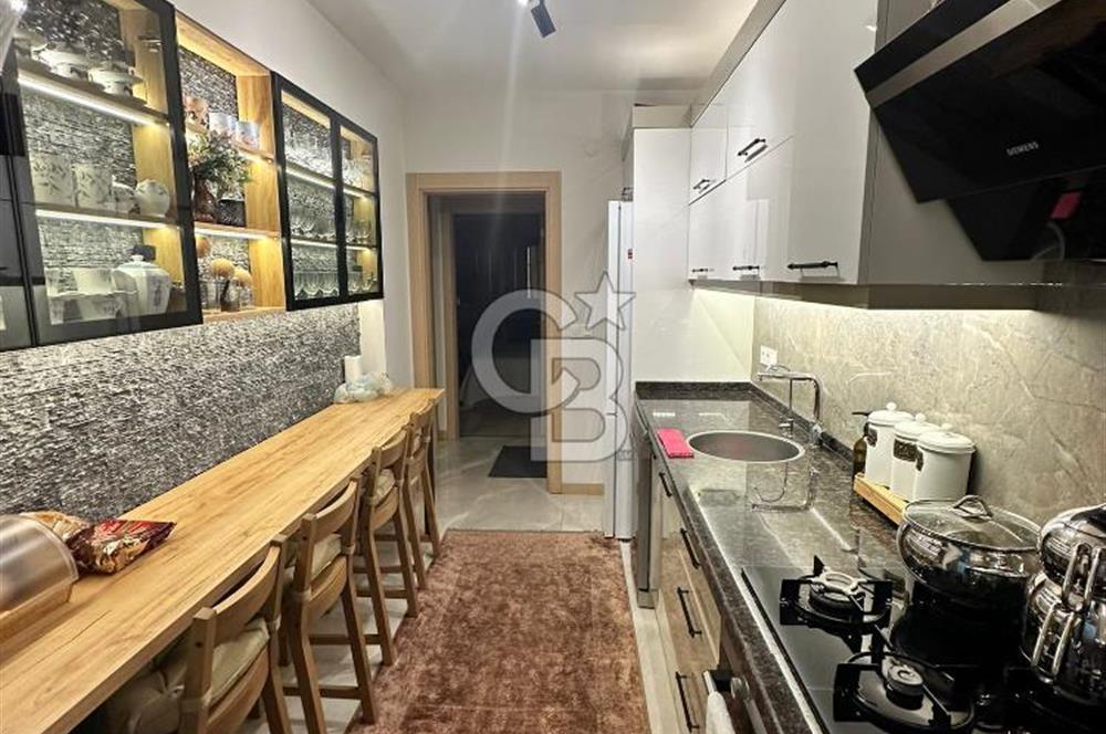 Karşıyaka Cumhuriyet’te 3+1 130m2 Satılık Daire