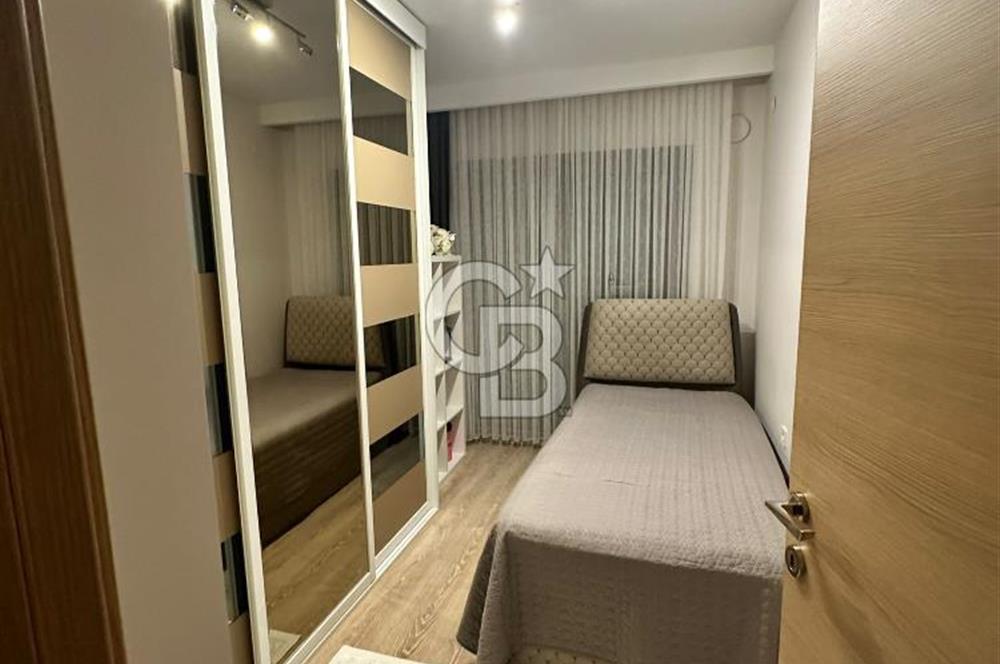 Karşıyaka Cumhuriyet’te 3+1 130m2 Satılık Daire