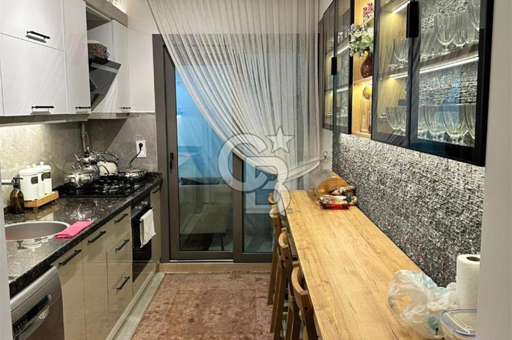Karşıyaka Cumhuriyet’te 3+1 130m2 Satılık Daire