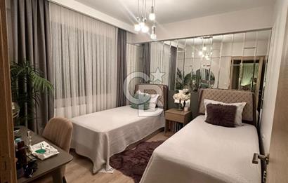 Karşıyaka Cumhuriyet’te 3+1 130m2 Satılık Daire