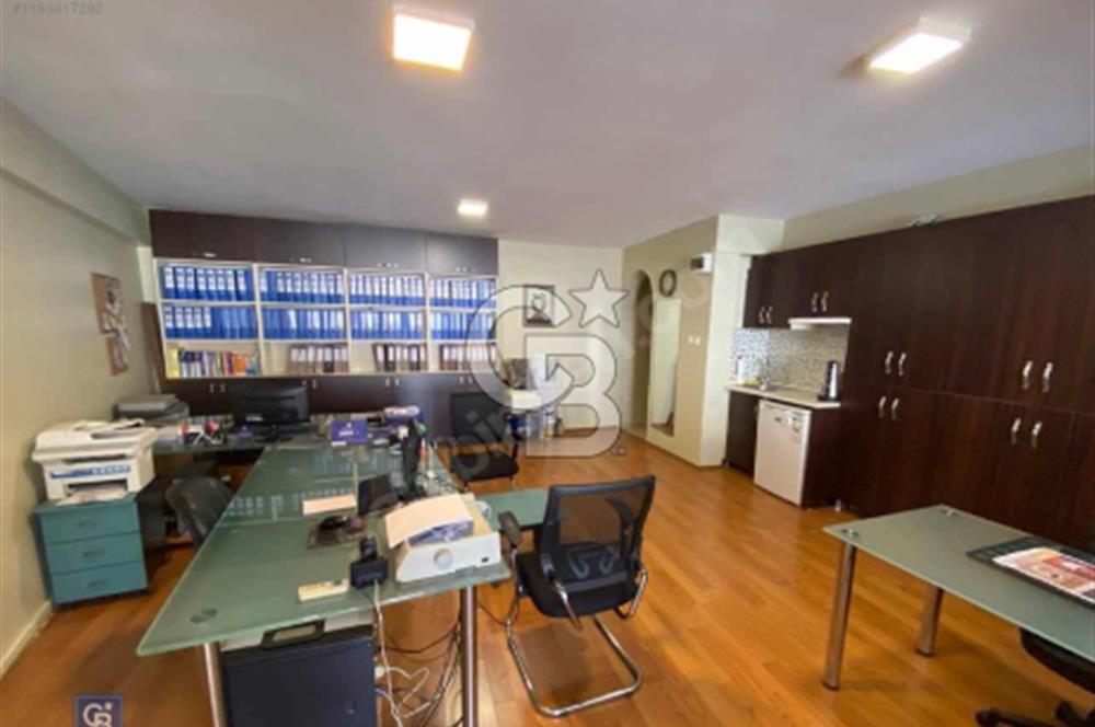 Kadıköy Halitağada İş Merkezi İçinde Satılık Ofis