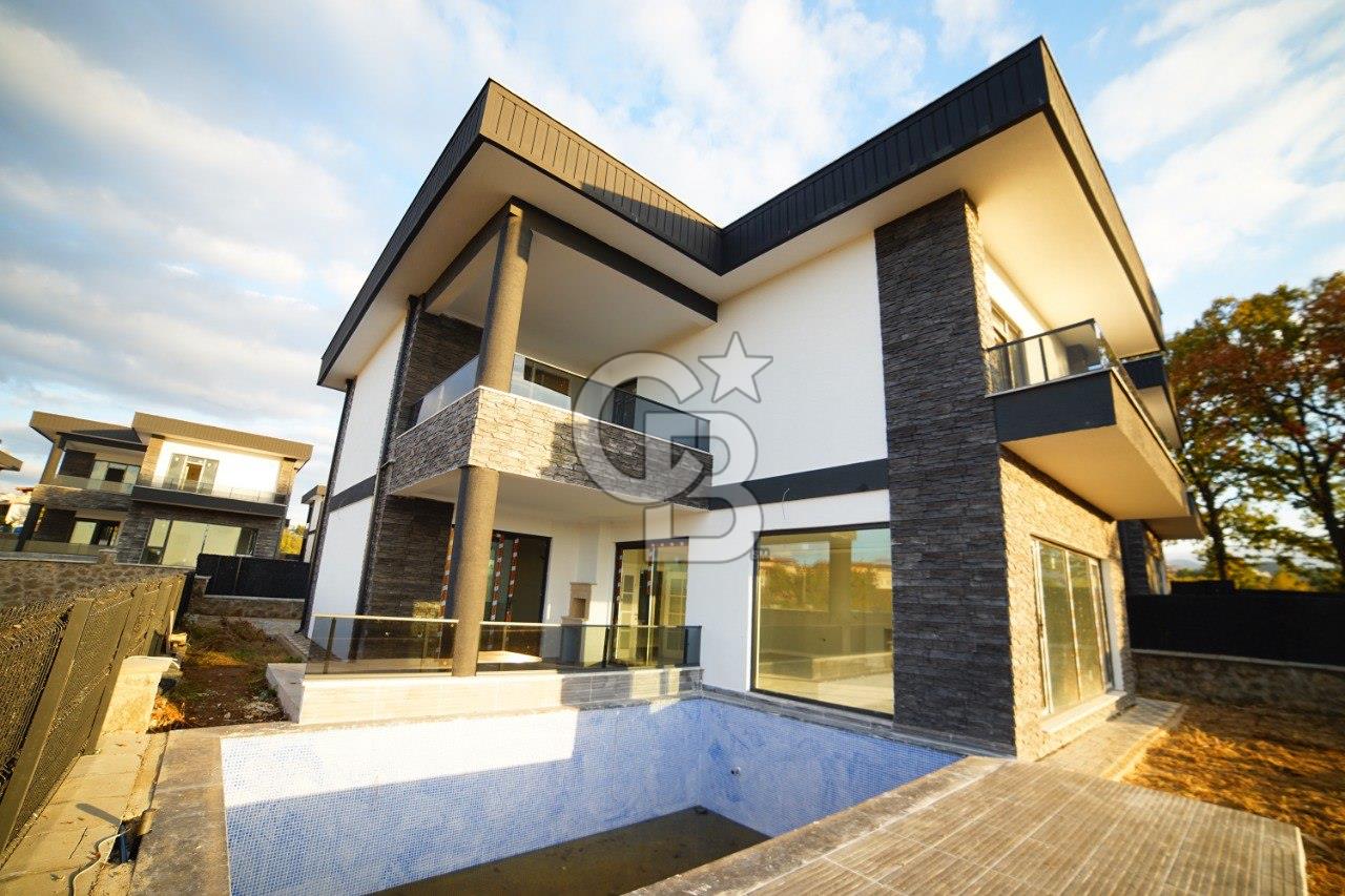 CB ENVOY | TED KOLEJİ Arkasında Site İçi Sıfır 4+1 Havuzlu Villa