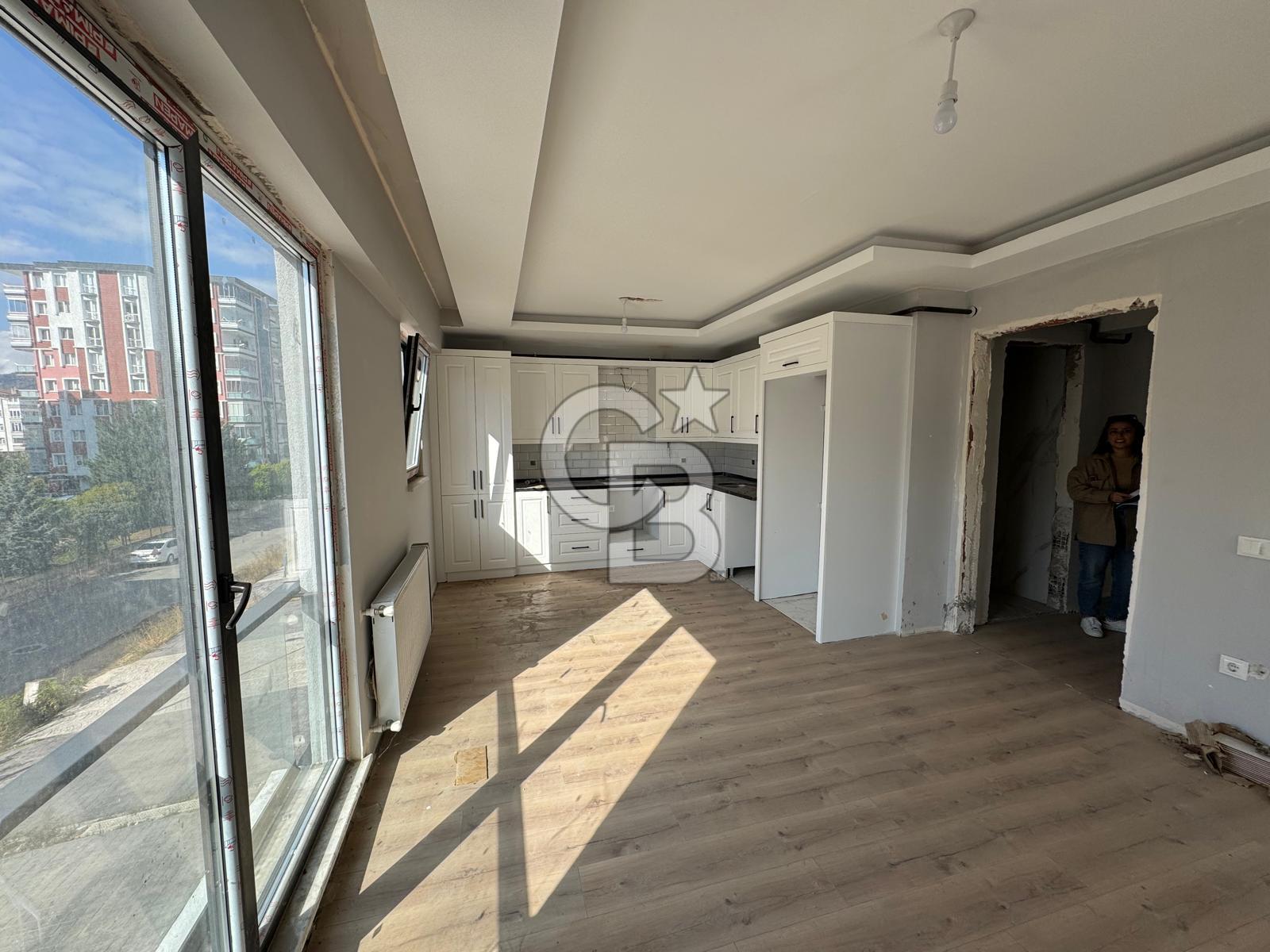 KARŞIYAKA MODERN 2+1 