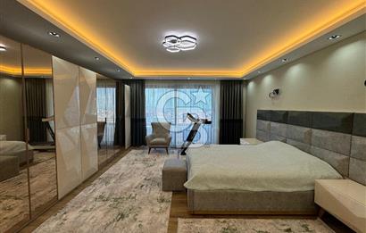 YALOVA ÇİFTLİKKÖY SATILIK MÜSTAKİL HAVUZLU LÜKS VİLLA!. 525 M2