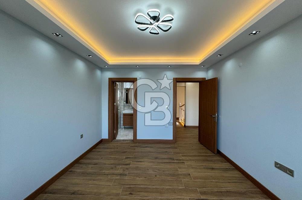 YALOVA ÇİFTLİKKÖY SATILIK MÜSTAKİL HAVUZLU LÜKS VİLLA!. 525 M2