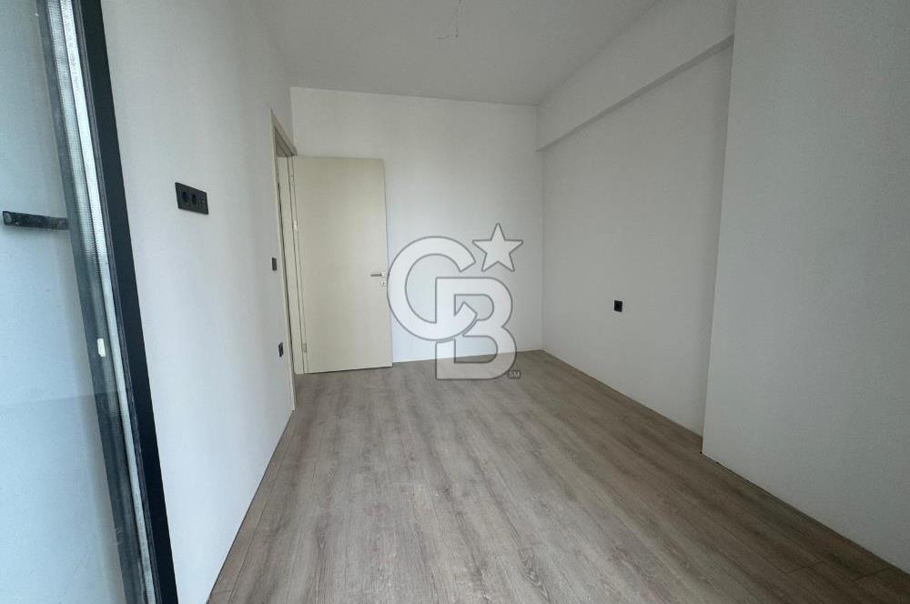 GAYDA VERA SİTESİ, HAVUZ&PEYZAJ CEPHE SATILIK 1+1 DAİRE