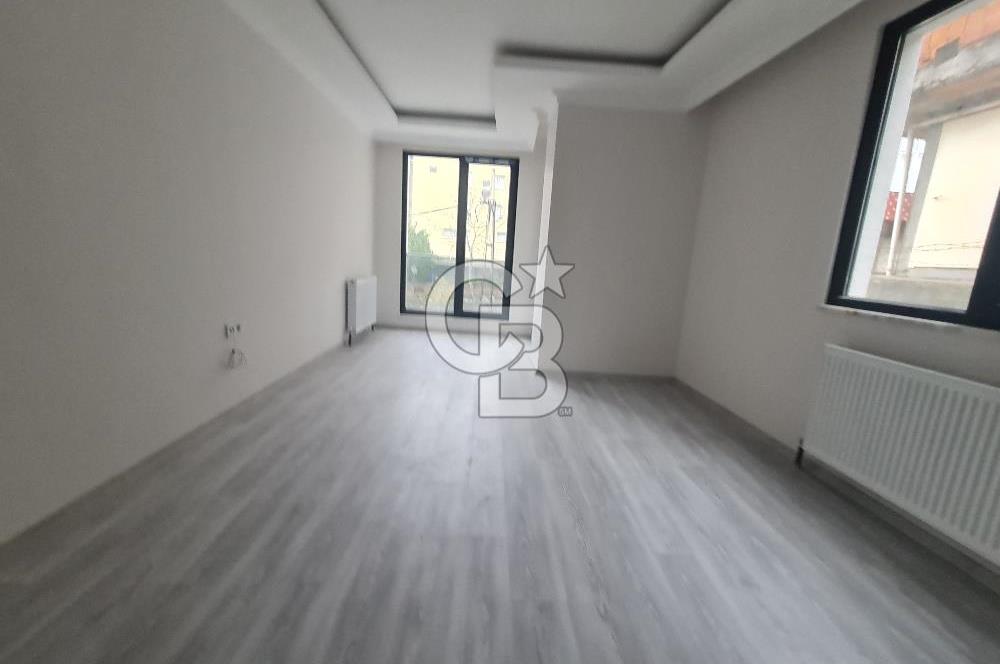 Yenidoğan merkezde satılık ara kat