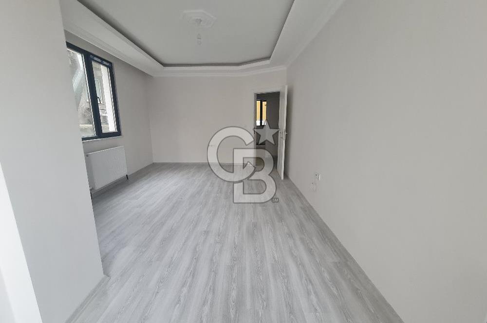 Yenidoğan merkezde satılık ara kat