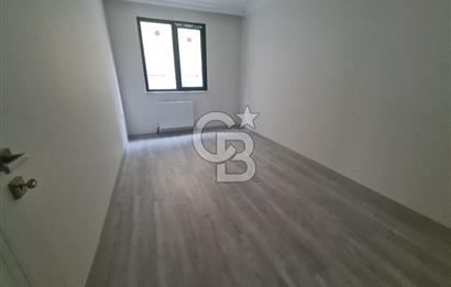 Yenidoğan merkezde satılık ara kat