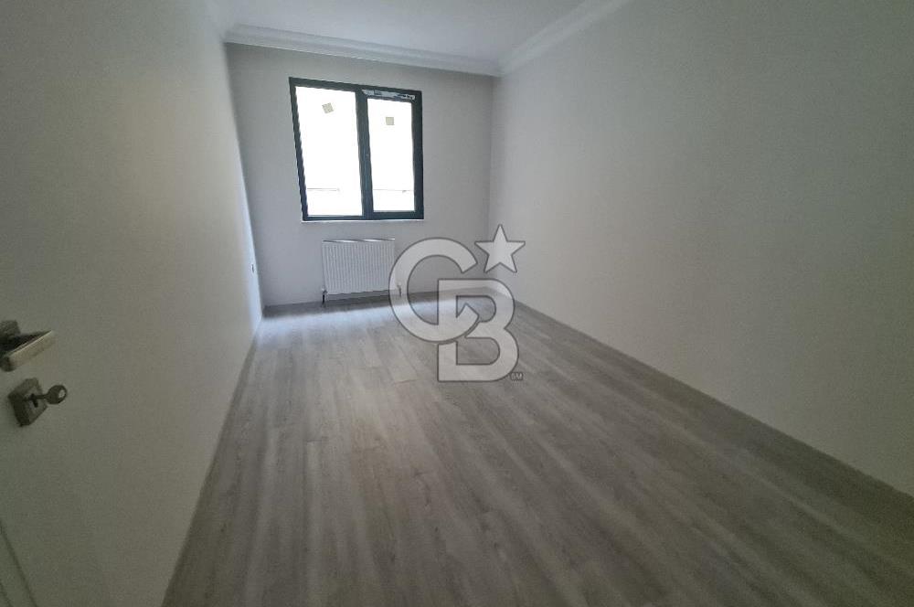 Yenidoğan merkezde satılık ara kat