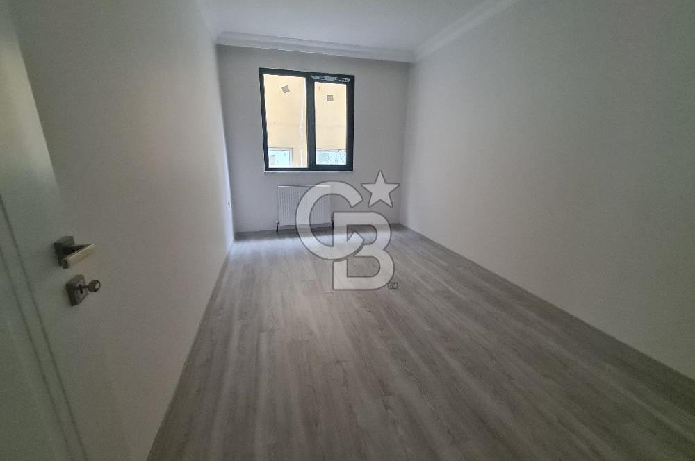 Yenidoğan merkezde satılık ara kat