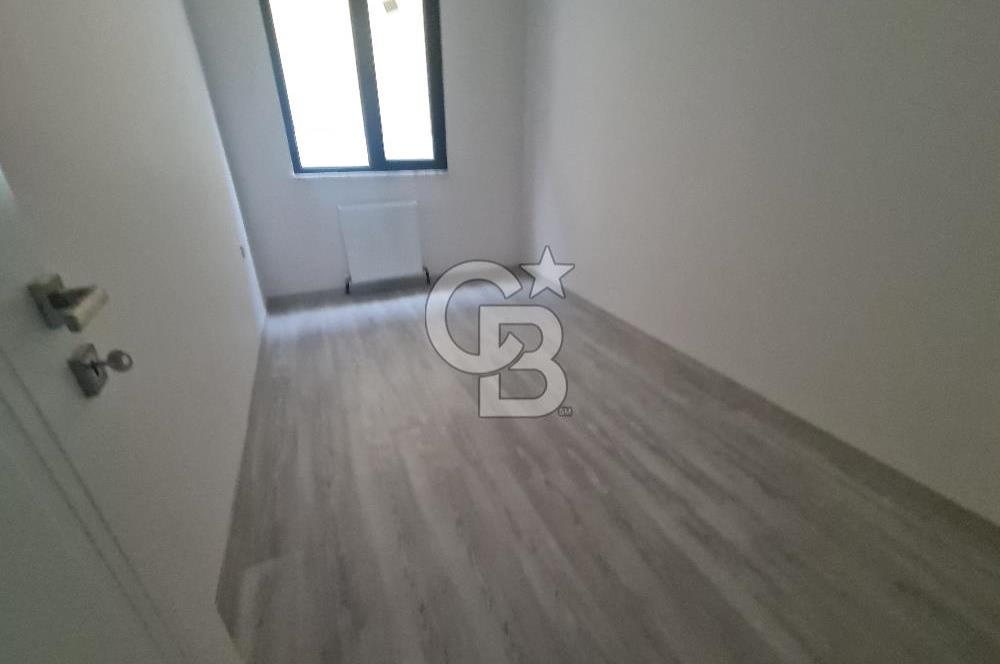 Yenidoğan merkezde satılık ara kat