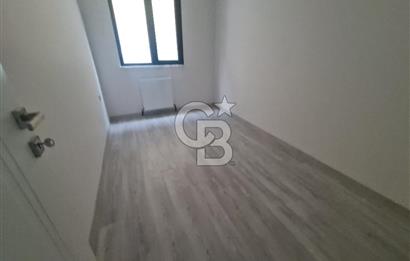 Yenidoğan merkezde satılık ara kat