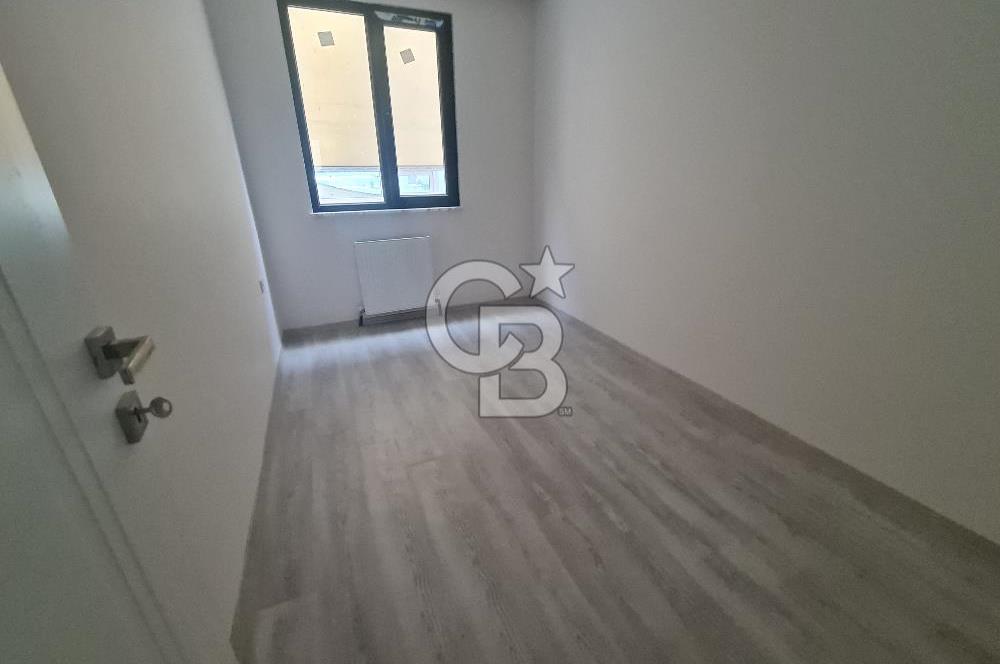 Yenidoğan merkezde satılık ara kat