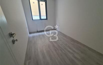 Yenidoğan merkezde satılık ara kat