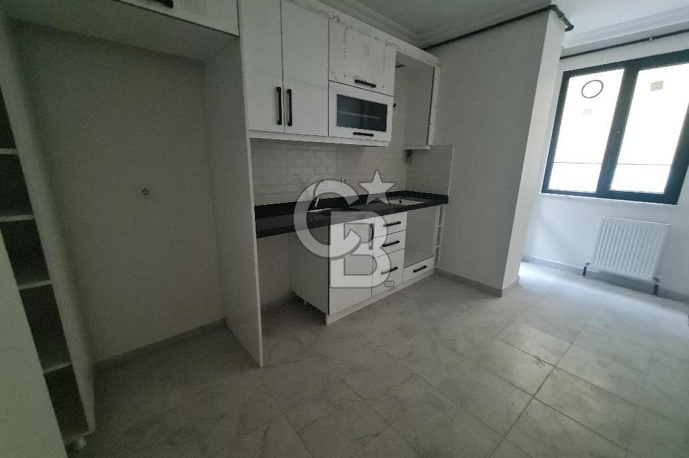 Yenidoğan merkezde satılık ara kat