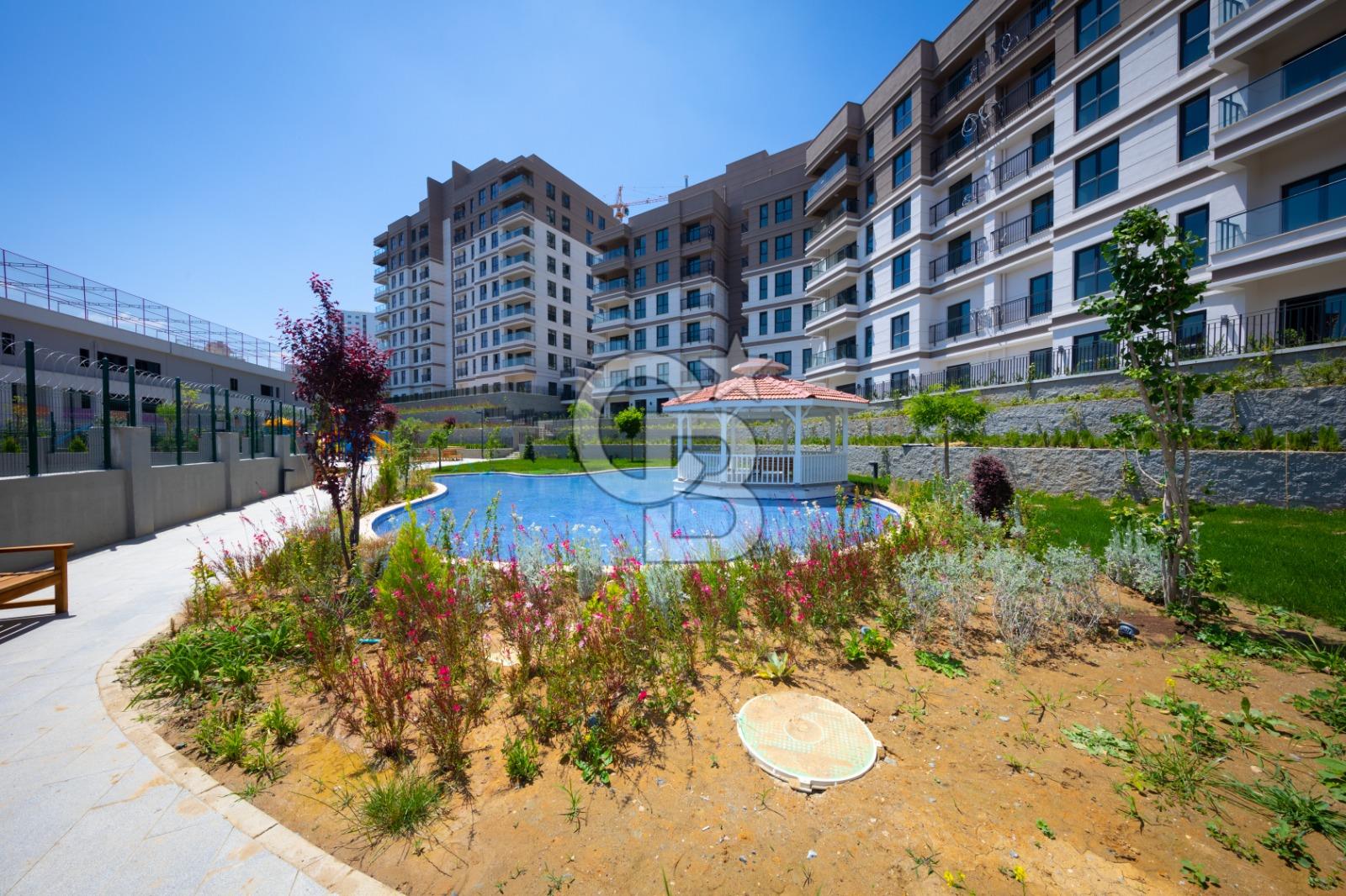 REFERANS BAHÇEŞEHİR KISA BLOK SATILIK BOŞ 3+1 DAİRE 