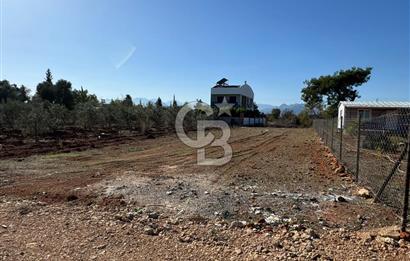 VALİ KONAKLARINA KOMŞU,HARİKA KONUMDA İMARLI SATILIK FIRSAT ARSA