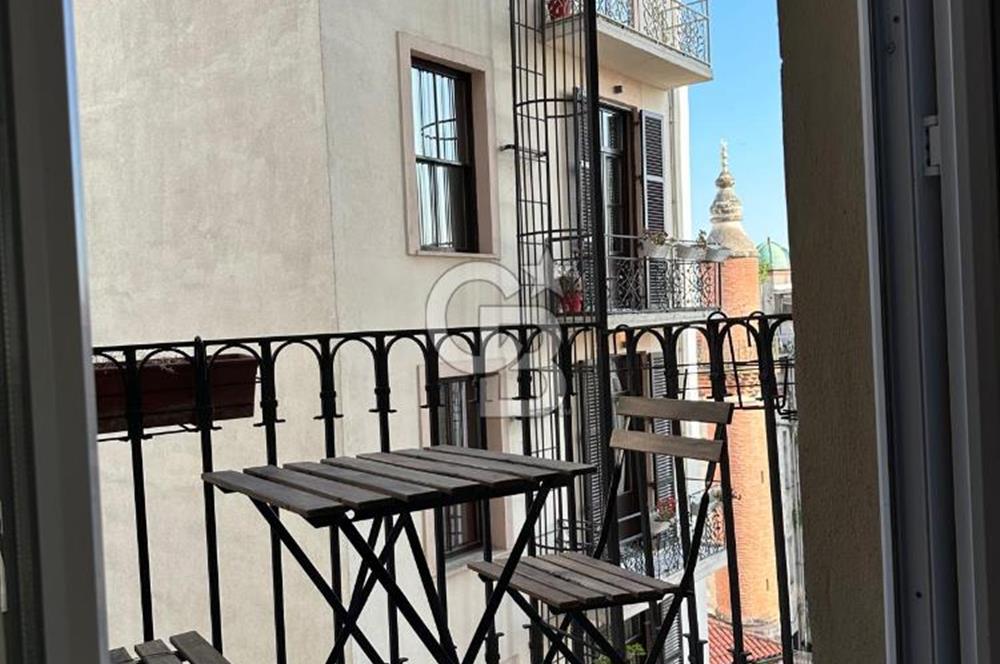 GALATA'DA GLORİA APARTMANINDA YENİ EŞYALI, 2+1 KİRALIK DAİRE