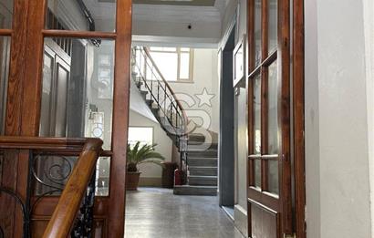 GALATA'DA GLORİA APARTMANINDA YENİ EŞYALI, 2+1 KİRALIK DAİRE