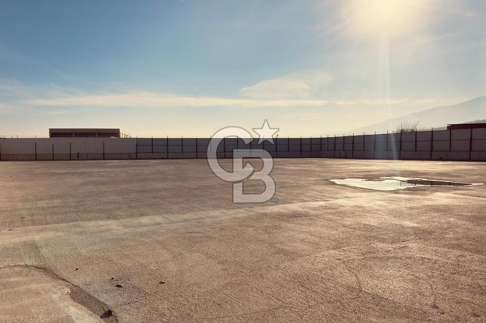 kemalpaşa Otoban Yanı 4400 m2 Etrafı Çevrili Kiralık Depo Alanı