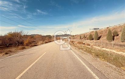 kemalpaşa Otoban Yanı 4400 m2 Etrafı Çevrili Kiralık Depo Alanı